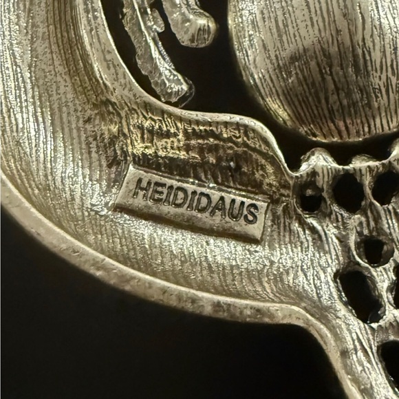 Heidi Daus “ Draped In Disco” Elegant Blue and Gold Necklace And Earrings SET - Picture 4 of 5